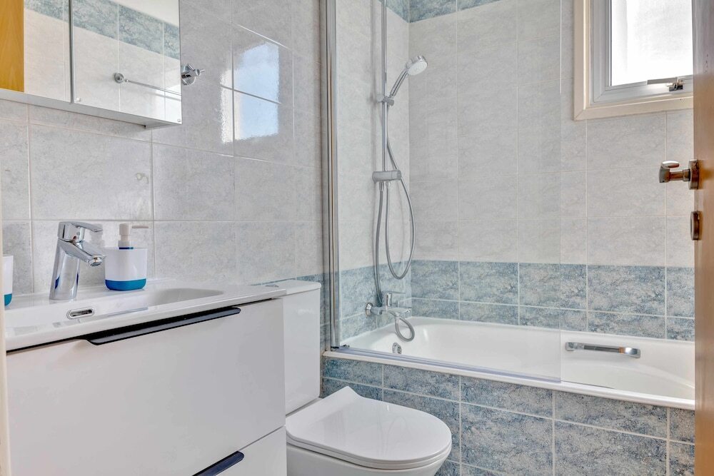 Агиа-Варвара: Phaedrus Living Modern City Flat Elpida
