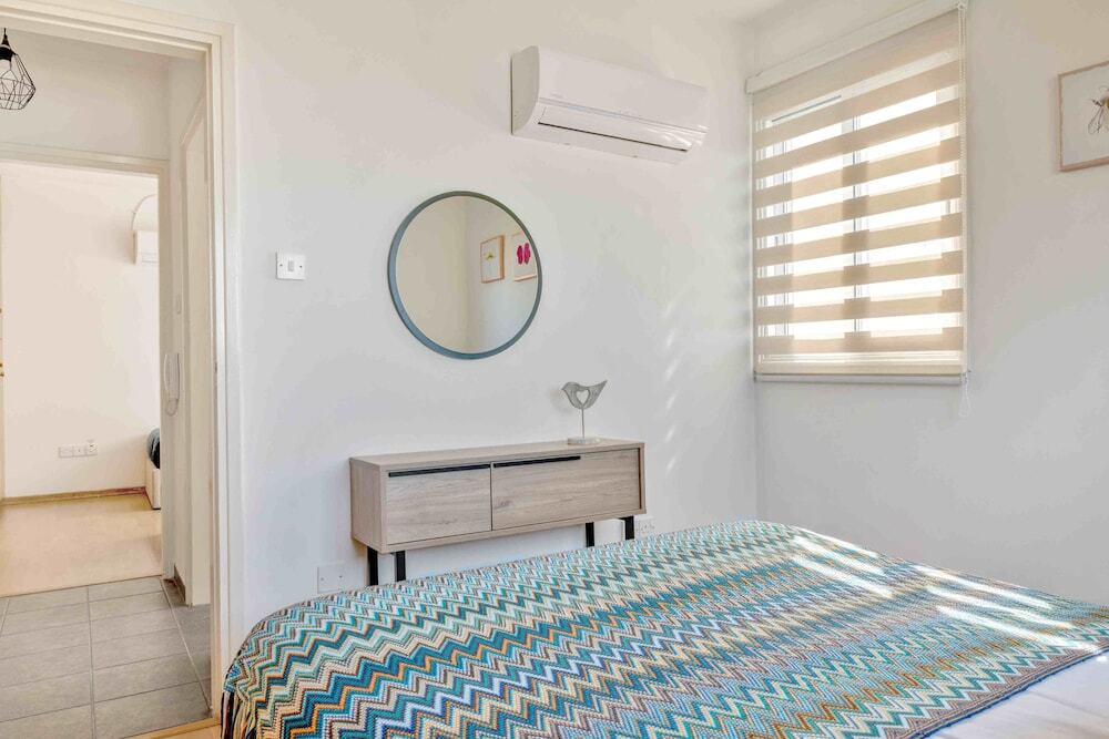 Агиа-Варвара: Phaedrus Living Modern City Flat Elpida