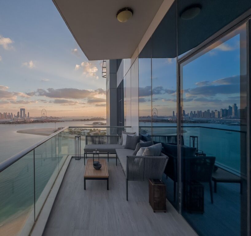 Дубай: Aya - Maisonette Amalfi/ 1BR Haven at Palm Jumeirah