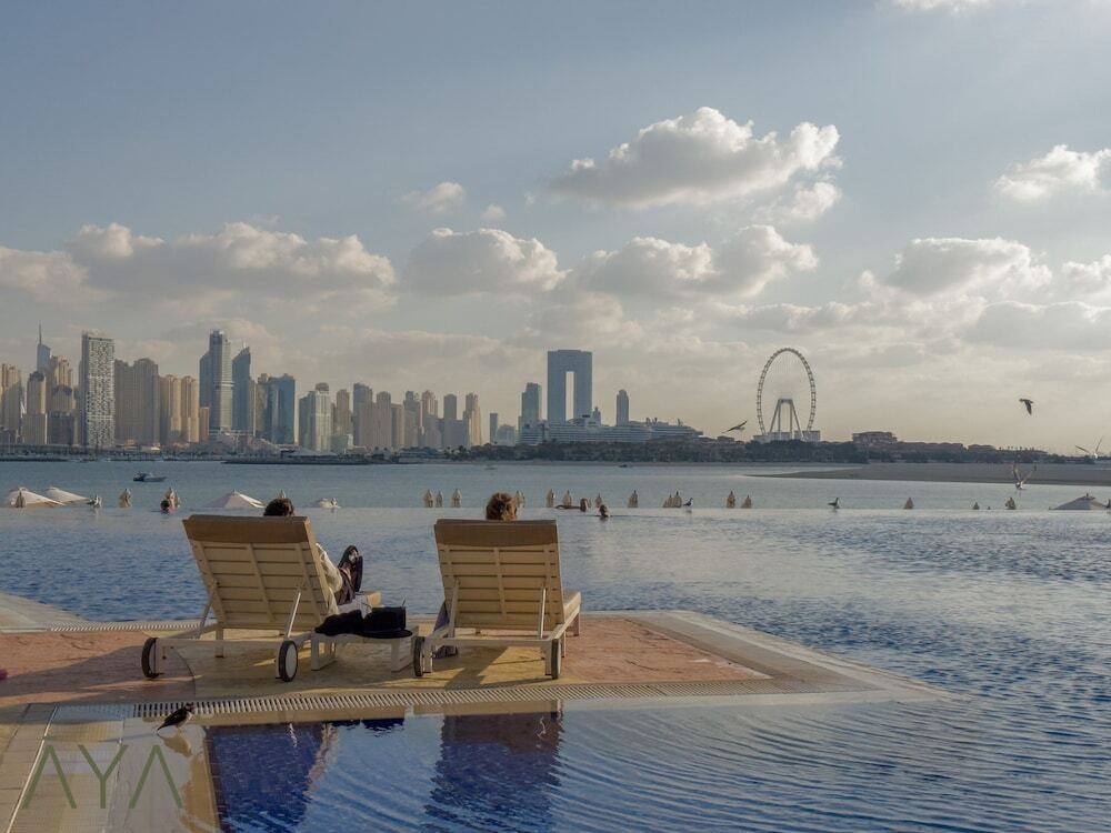 Дубай: Aya - Maisonette Amalfi/ 1BR Haven at Palm Jumeirah