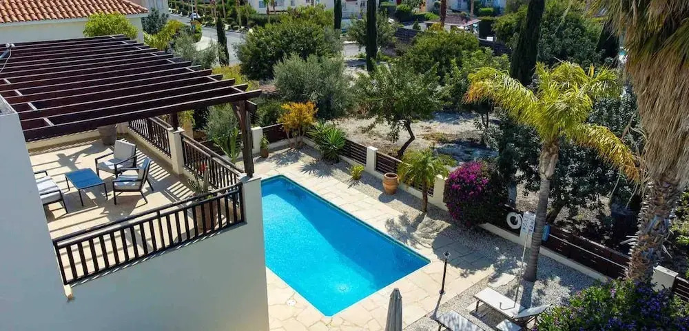 Пейя: Beautiful 3-bed Villa in Coral Bay