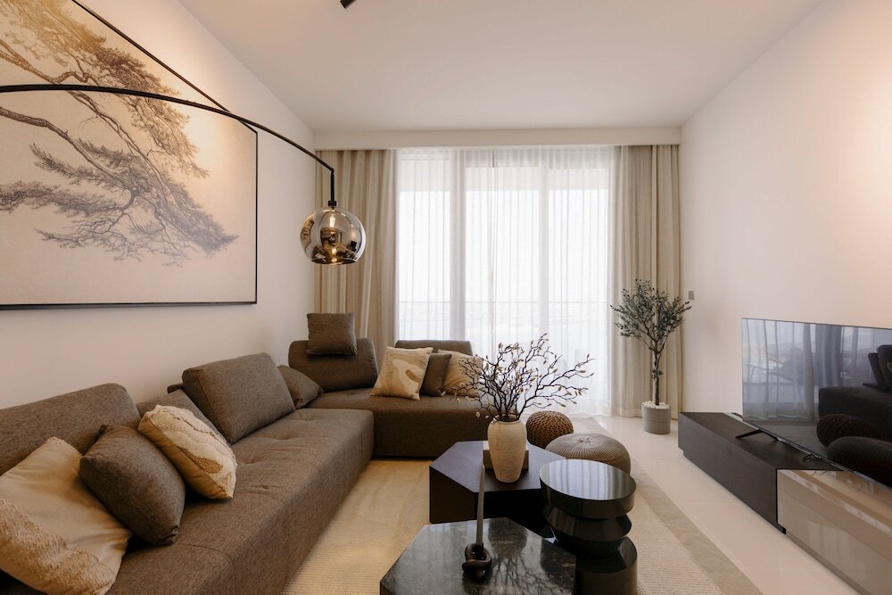 Дубай: Beachfront 2BD apartment with Palm View
