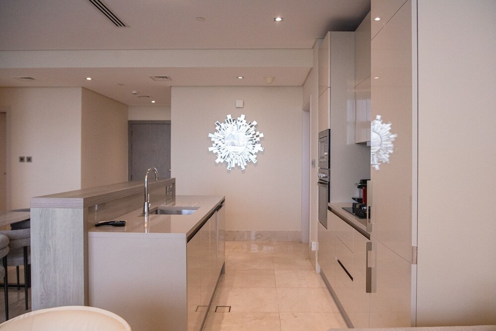 Дубай: Palm Perfection 3BR with Private Beach
