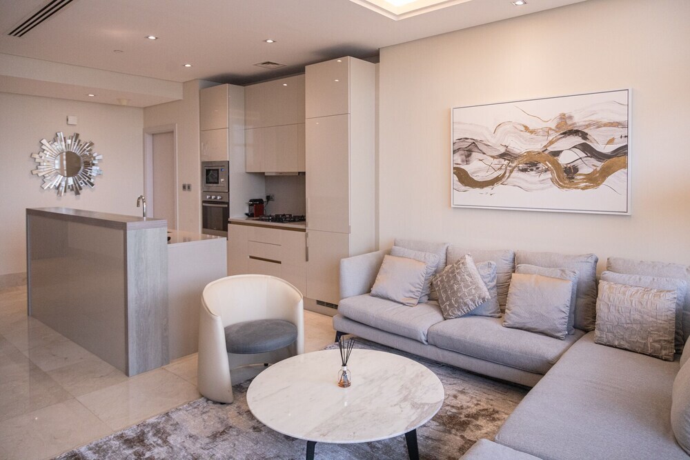 Дубай: Palm Perfection 3BR with Private Beach