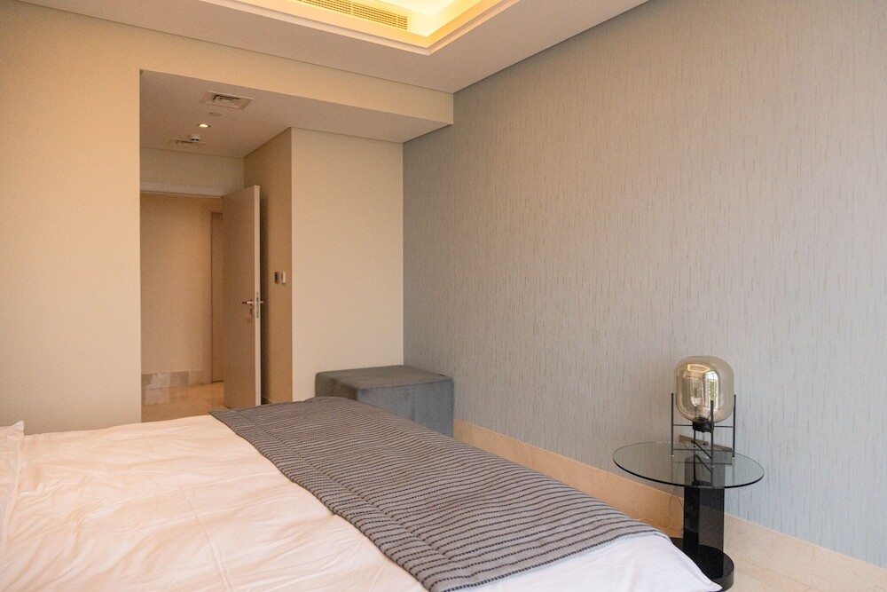 Дубай: Palm Perfection 3BR with Private Beach