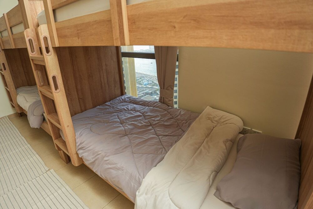 Дубай: Pure Sand Luxury Hostel