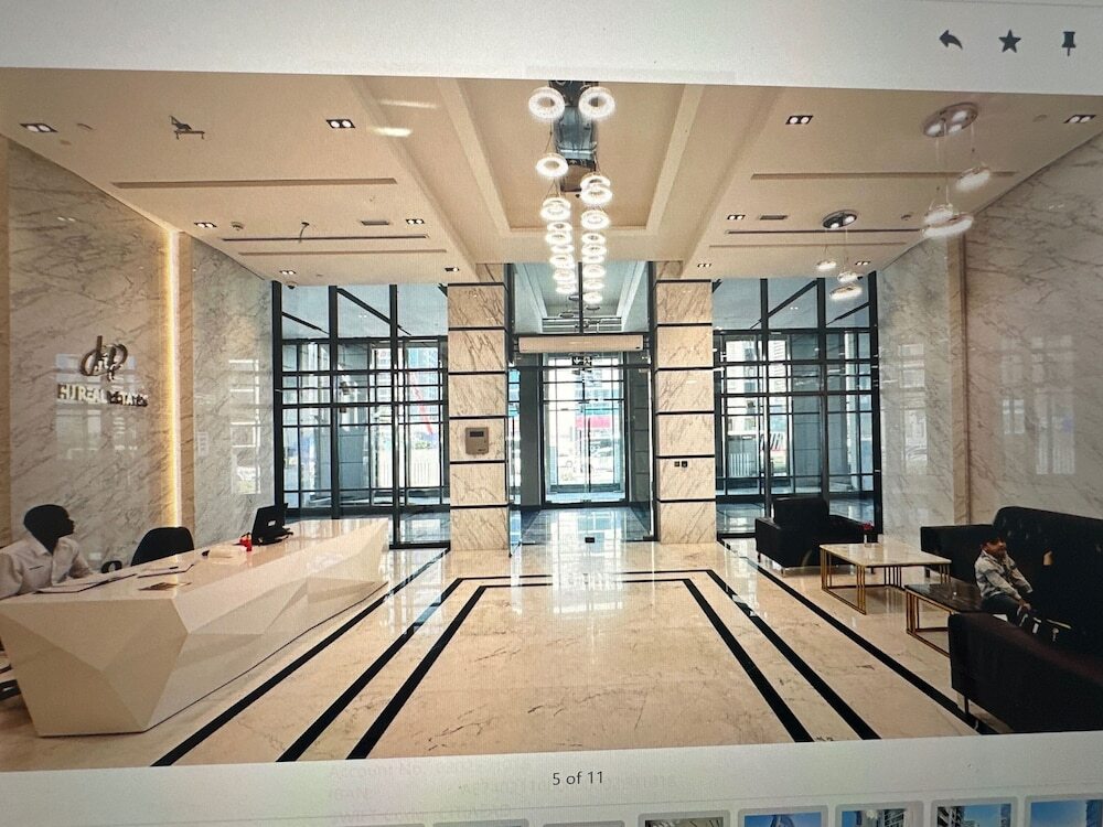 Дубай: Luxury Studio Apartment Palm View with Big Balcony Free Parking by Belvilla