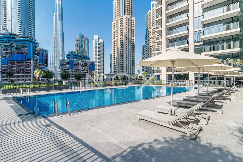 Дубай: Stunning 3BR BLVD Crescent