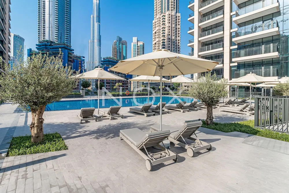 Дубай: Stunning 3BR BLVD Crescent