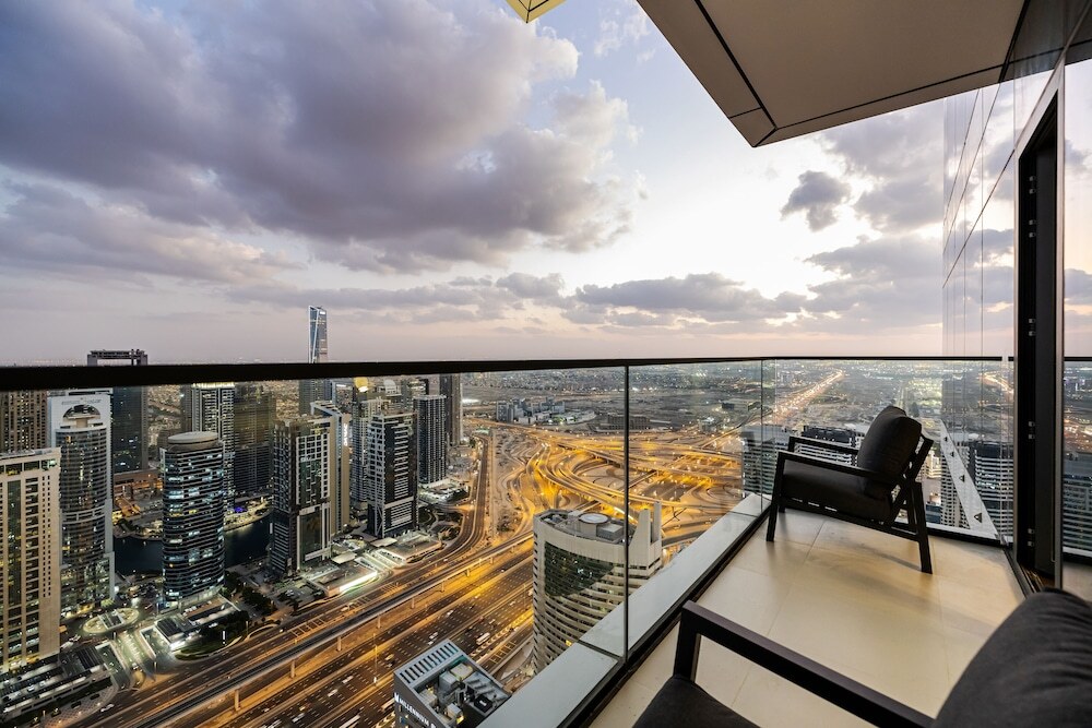 Дубай: 4BR Vida Residences Dubai Marina