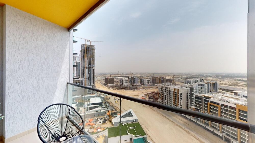 Дубай: Primestay - 1BR + Maids in Meydan Dubai