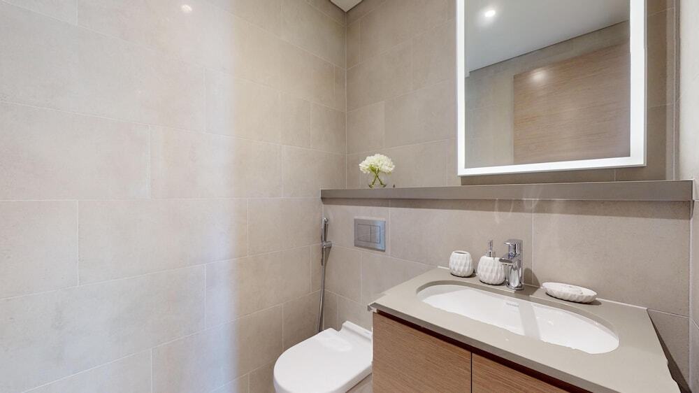 Дубай: Primestay - 1BR + Maids in Meydan Dubai
