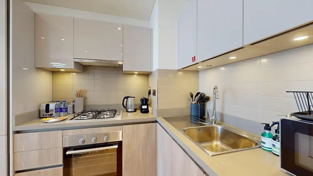 Дубай: Primestay - 1BR + Maids in Meydan Dubai