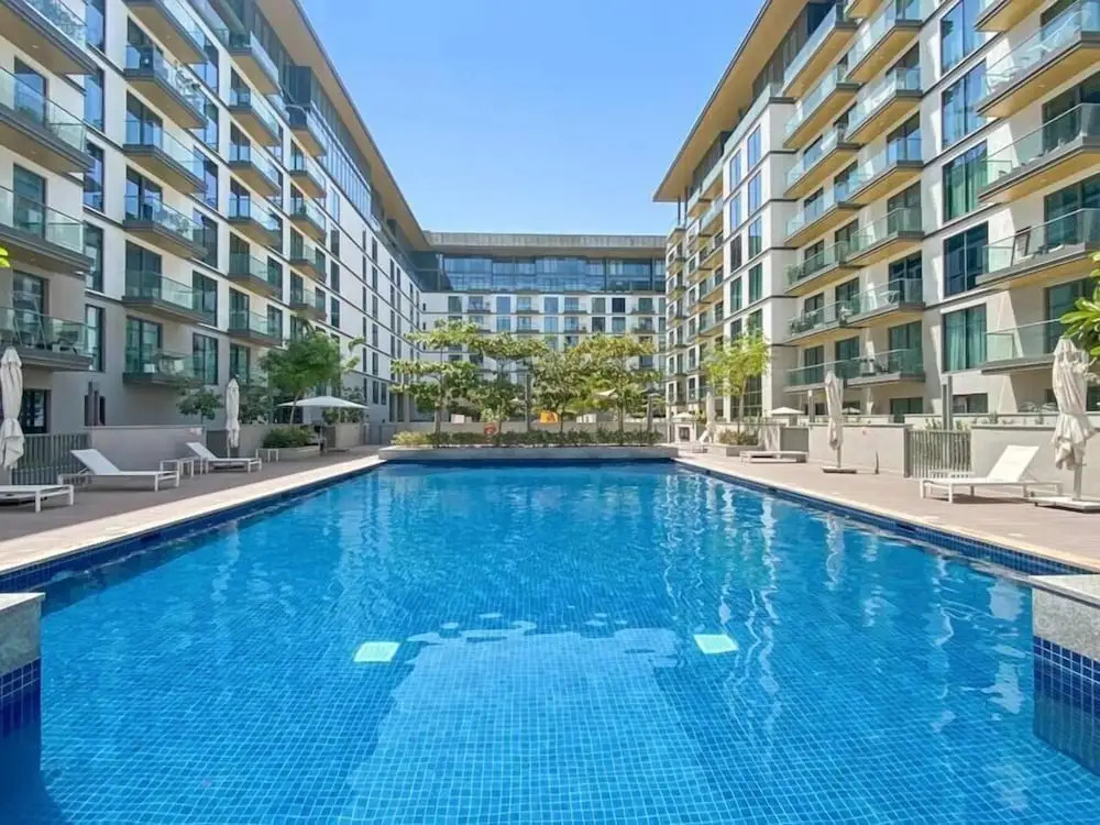 Дубай: Cosmos Living Luxurious Sobha Hartland