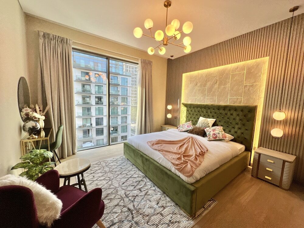 Дубай: Cosmos Living Luxurious Sobha Hartland