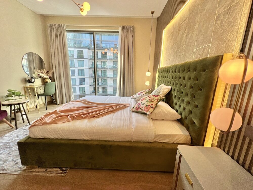 Дубай: Cosmos Living Luxurious Sobha Hartland