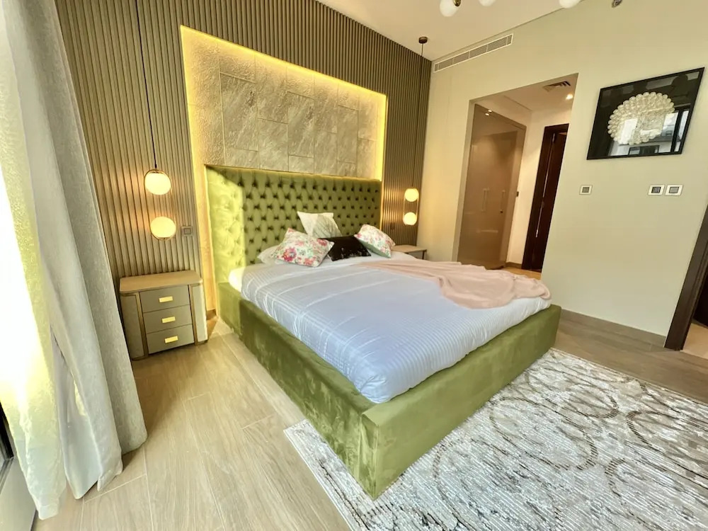 Дубай: Cosmos Living Luxurious Sobha Hartland