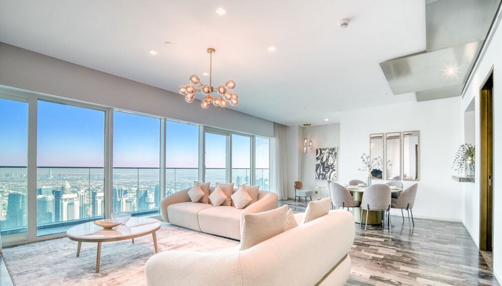 Дубай: KOHH - 3BR in DAMAC Heights