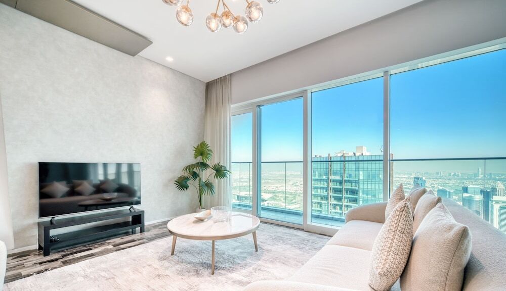 Дубай: KOHH - 3BR in DAMAC Heights