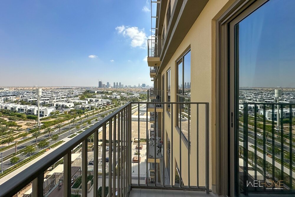 Дубай: WelHome - Contemporary 1BR at Dubai Hills Estate
