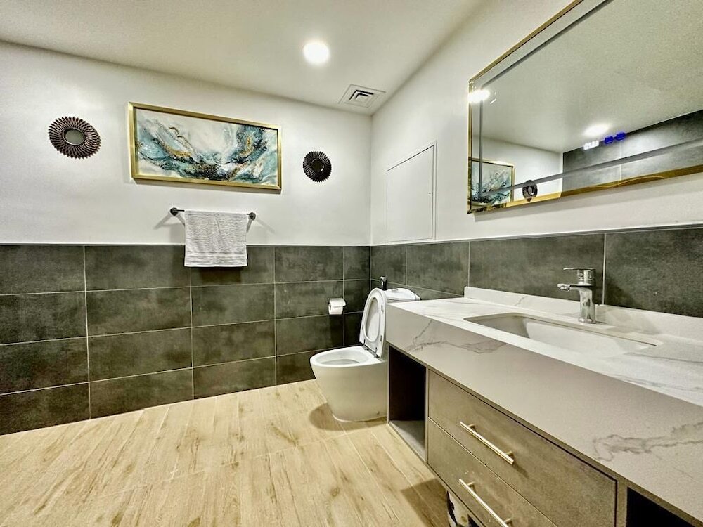 Дубай: 3BR Luxury Apartment Sea View