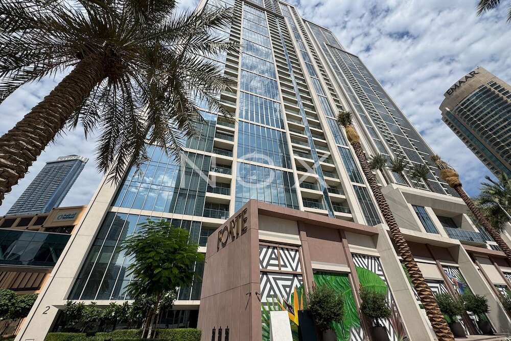 Дубай: Stylish 2 Beds in Forte Tower I Downtown