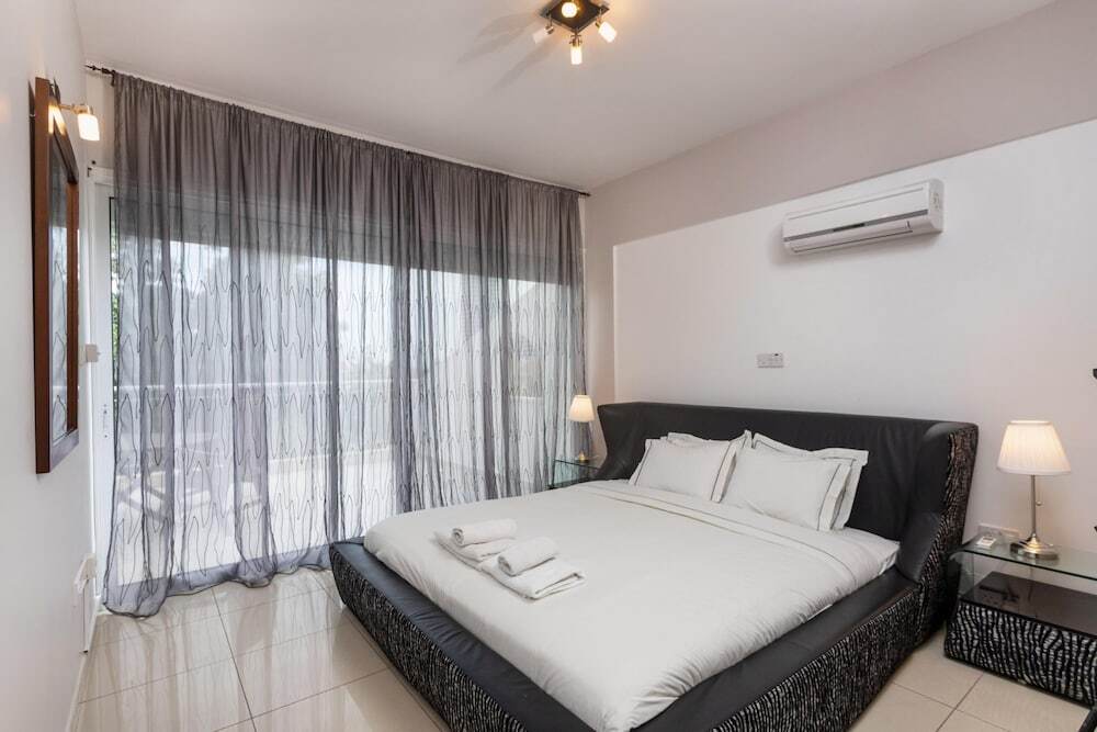 Гермасойя: Bay View Gardens Apt 3