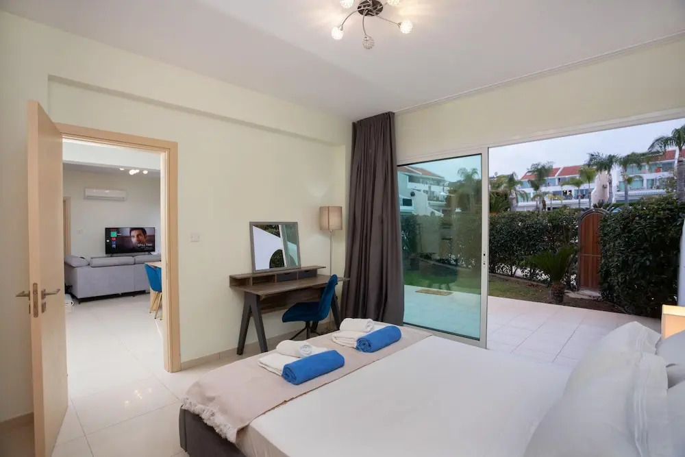 Гермасойя: Bay View Gardens Apt 1