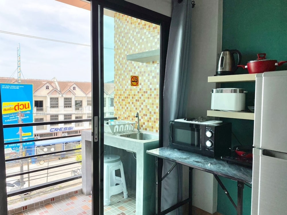 Муанг: Phoomjai Service Apartment