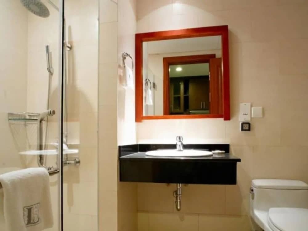 Хошимин: Night Life Lancaster 1br GymBarJapTown