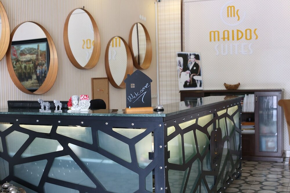 Эджеабат: Maidos Suites