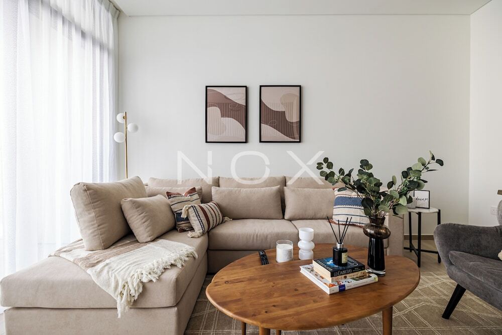 Дубай: Elegant 1BR Palace Residence