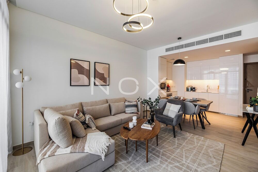 Дубай: Elegant 1BR Palace Residence