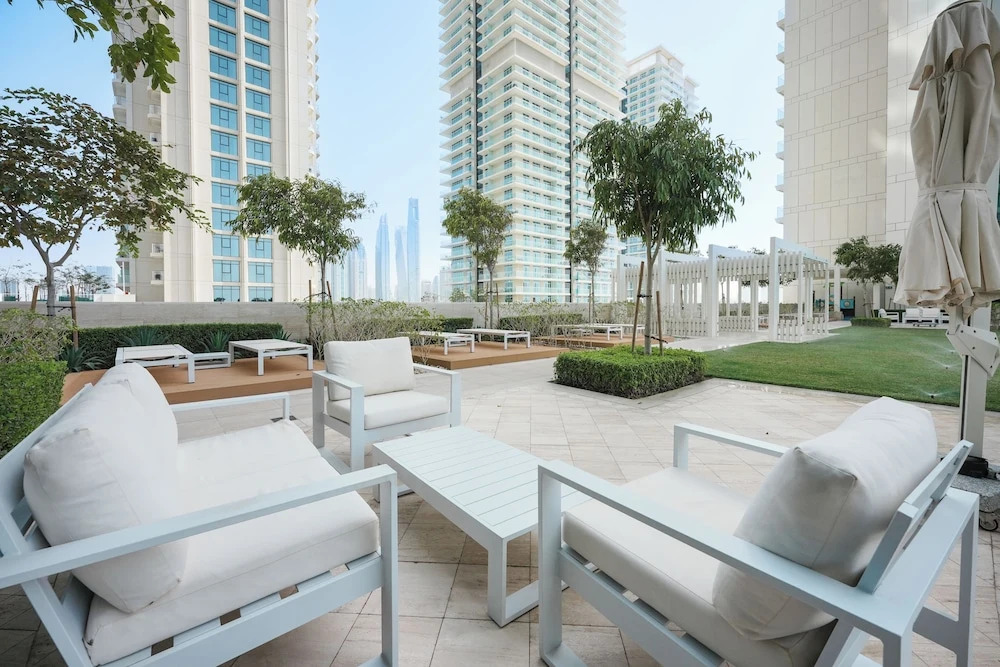 Дубай: Stayis-Emaar Beach front View 1 BR suite