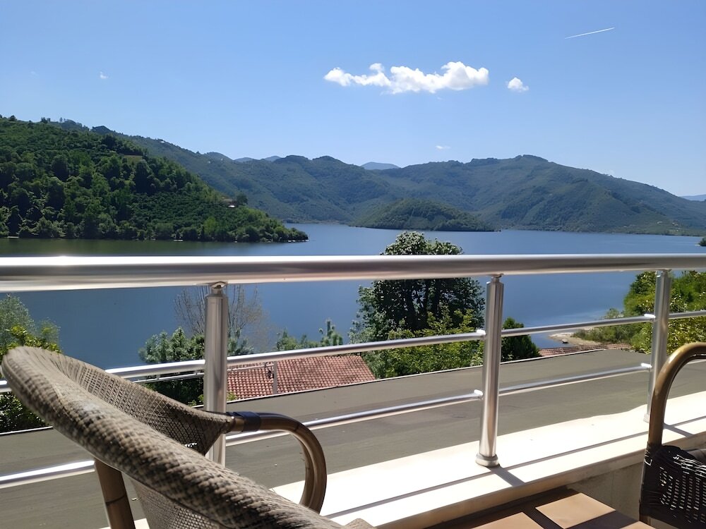 Сенпынар: ayvacık Hotel Restoran