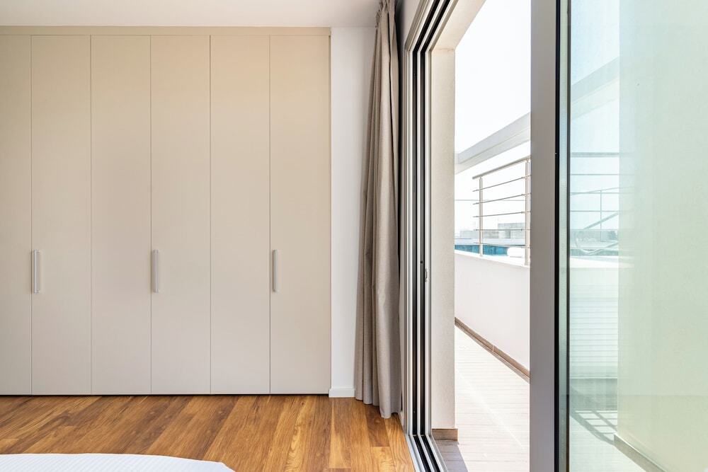 Лимассол: YAMAS Urban Living Pool Penthouse Marvel