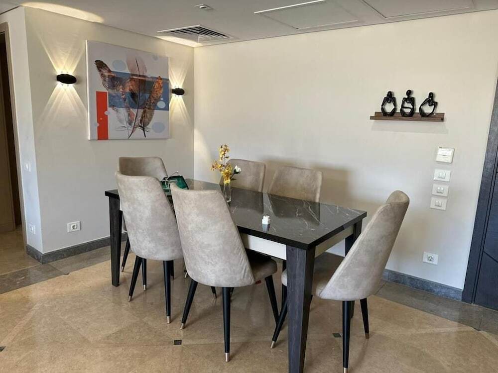 Город 6-го октября: Penthouse with roof-amberville-NEWGIZA