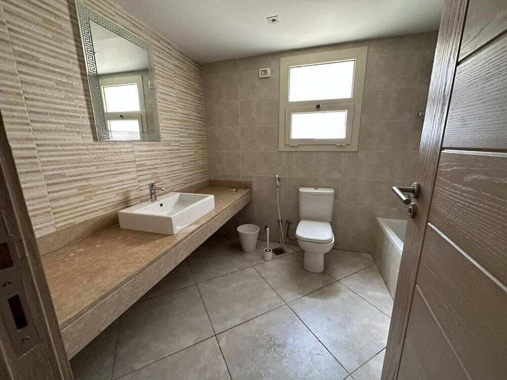 Город 6-го октября: Penthouse with roof-amberville-NEWGIZA