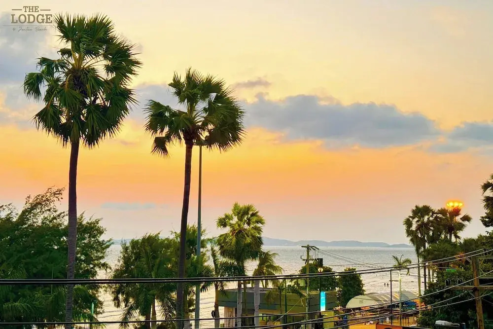 Паттайя: The Lodge Jomtien 7