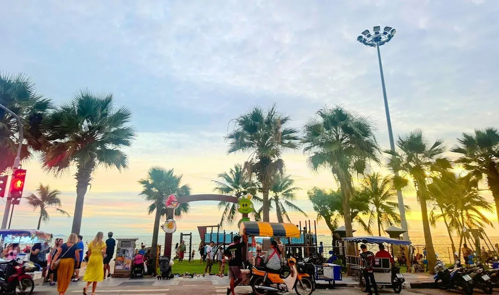 Паттайя: The Lodge Jomtien 7
