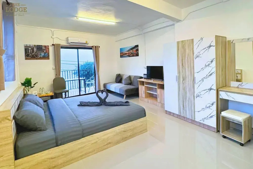 Паттайя: The Lodge Jomtien 7