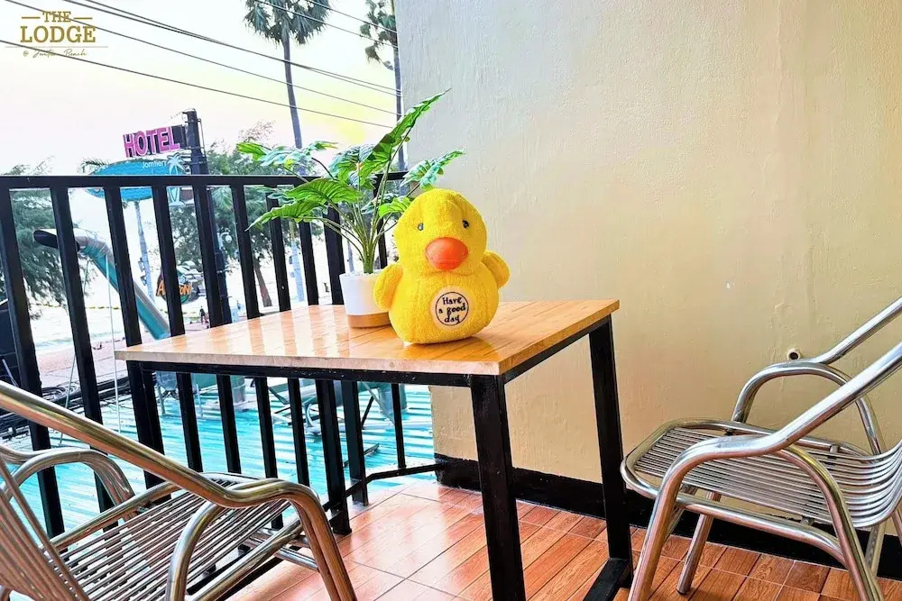 Паттайя: The Lodge Jomtien 7