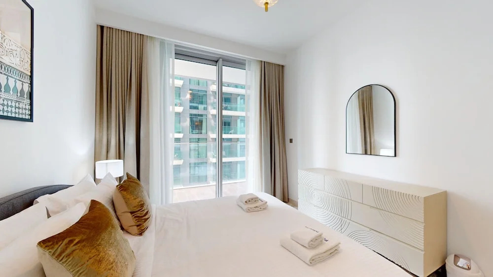 Дубай: Primestay - 1BR Sea View in Beach Isle
