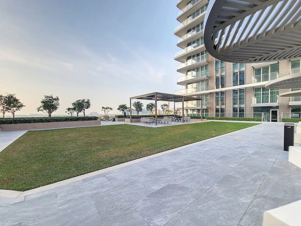 Дубай: Primestay - 1BR Sea View in Beach Isle