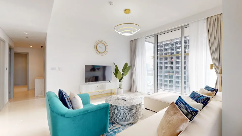 Дубай: Primestay - 1BR Sea View in Beach Isle
