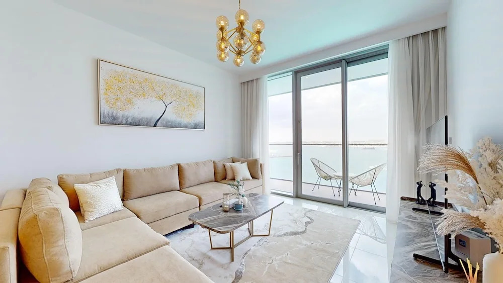 Дубай: Primestay - 1BR Sea View in Beach Isle