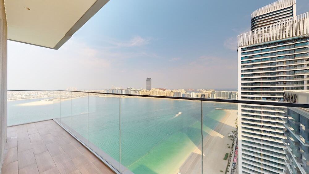 Дубай: Primestay - 1BR Sea View in Beach Isle