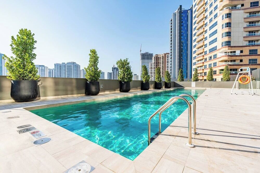 Дубай: Primestay - 1BR in Catch Residence - JVC
