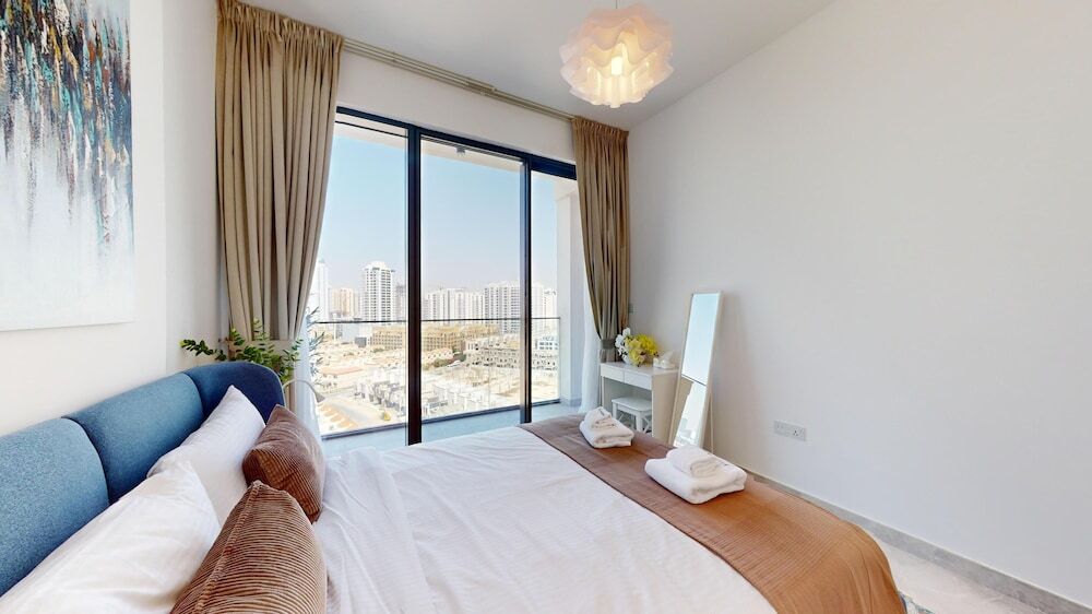 Дубай: Primestay - 1BR in Catch Residence - JVC