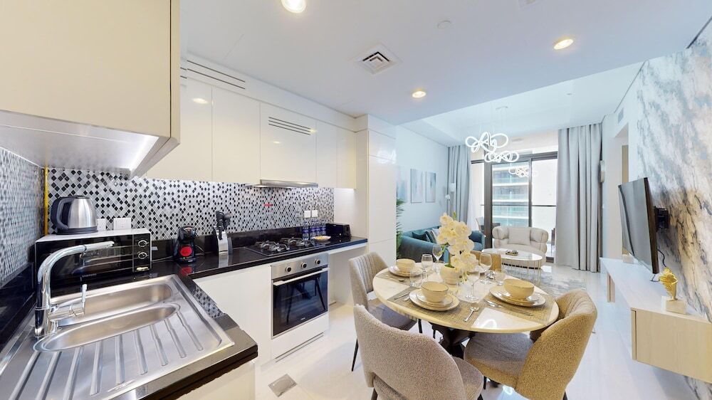 Дубай: Primestay - 2BR in Aykon City - Dubai